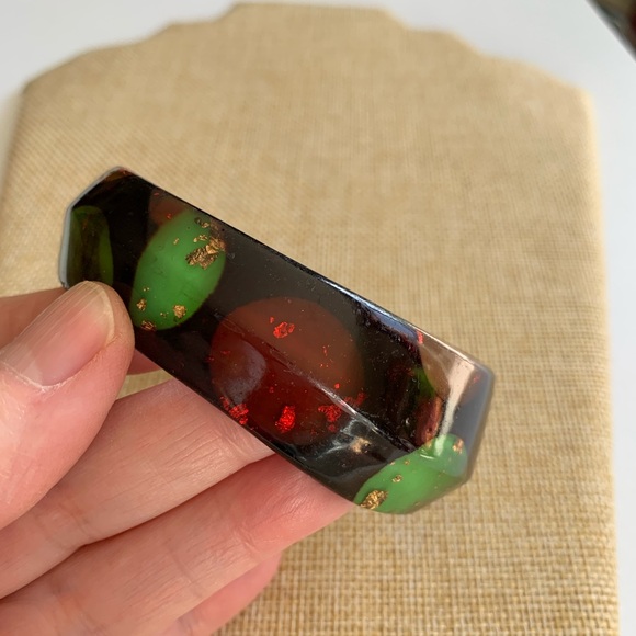 Very unique vintage bangle. - Picture 8 of 11